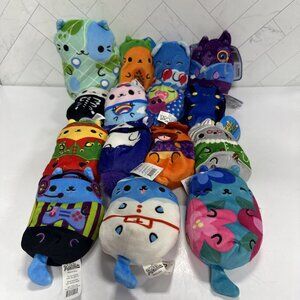 Cats Vs Pickles Dogs vs Squirrels Lot of 15x Plush Mini Figures Stuffed Animals